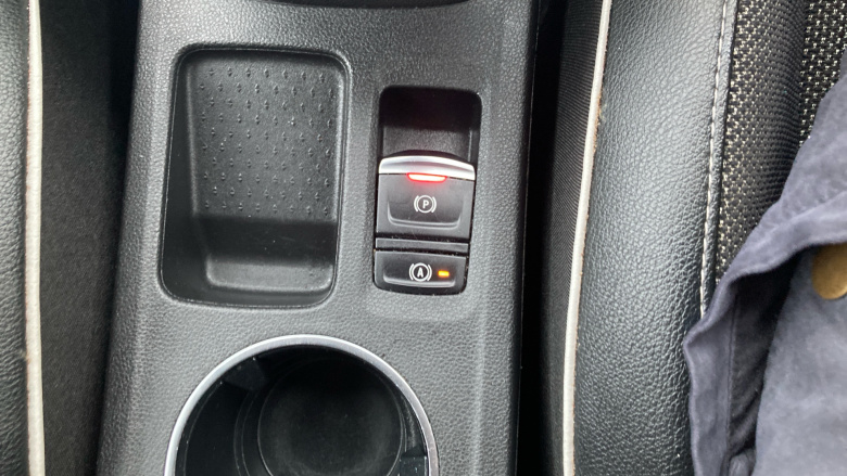 Renault Captur 1.6 E-TECH Hybrid 145 S Edition 5dr Auto Hybrid Hatchback